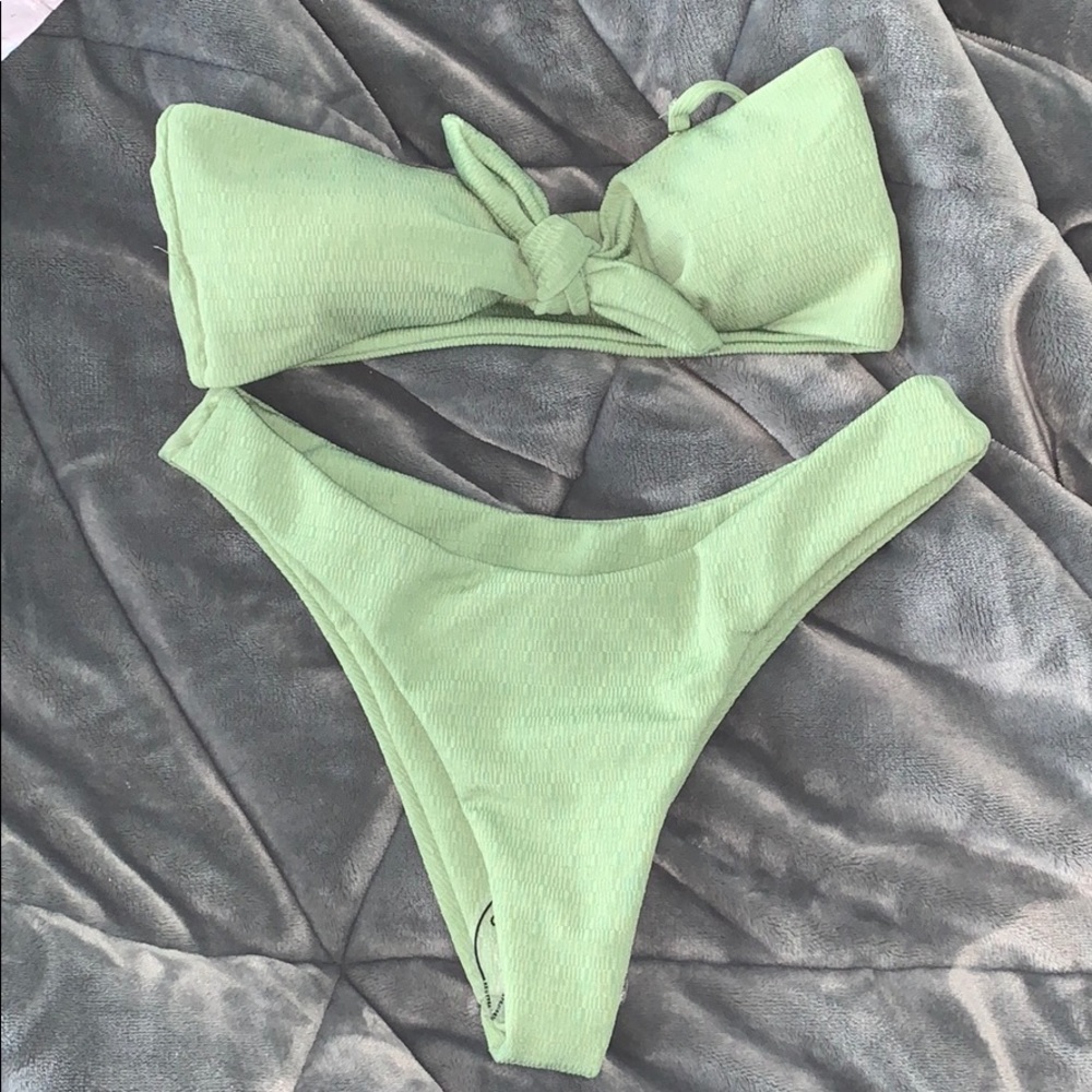 Bandeau Bikini